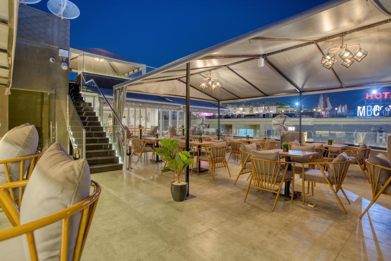 Nozol Pyramids Hotel And Spa Kafrat al Jabal Exterior photo